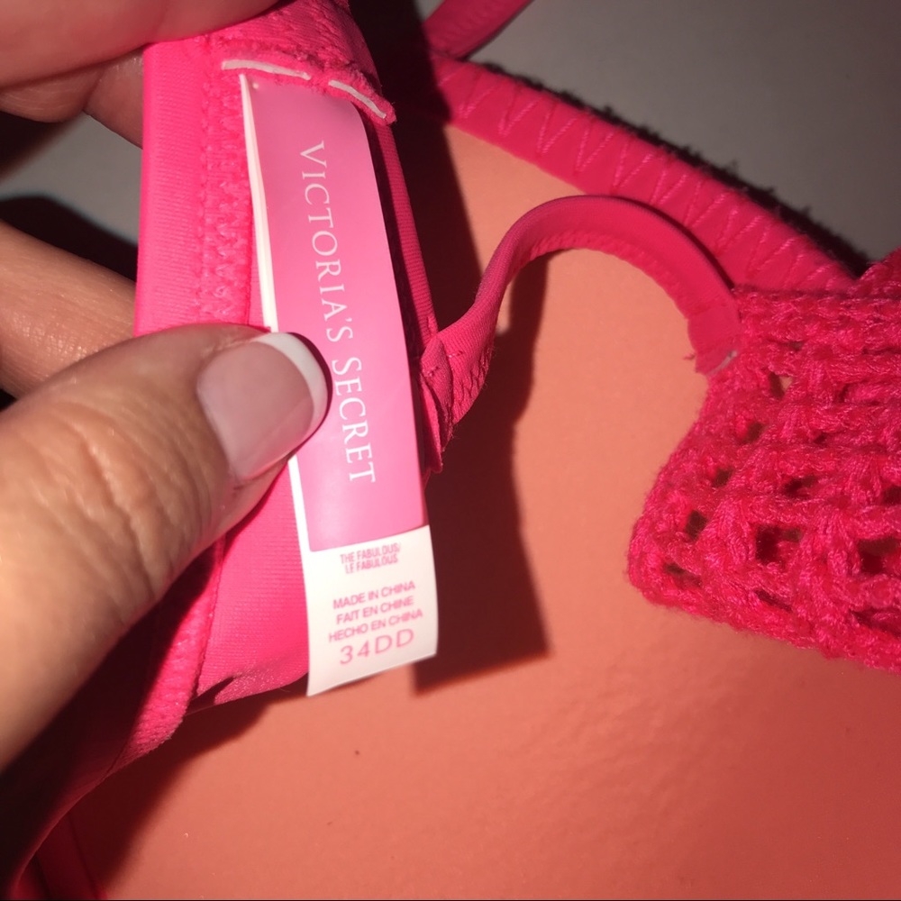 Victoria’s Secret bikini top - Picture 3 of 3